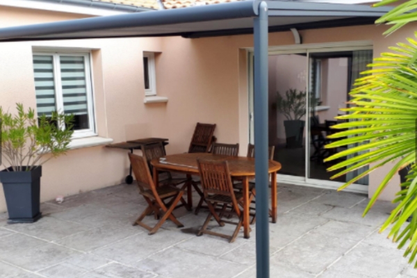 Como Cubrir un Patio Interior sin Perder Luz: Guia Completa